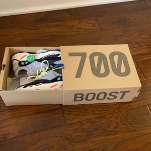 Yeezy Boost 700